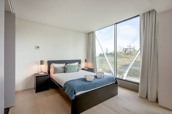 Job6, Elvetia - we have a lot of clients,